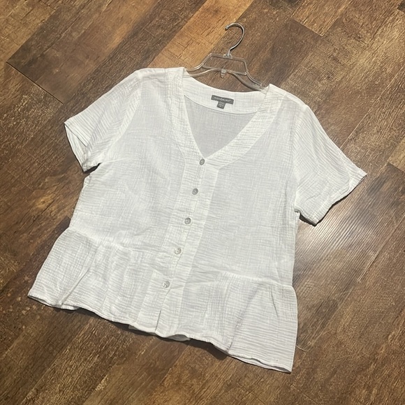Peace & Pearls white Vneck Muslim top - Picture 2 of 7
